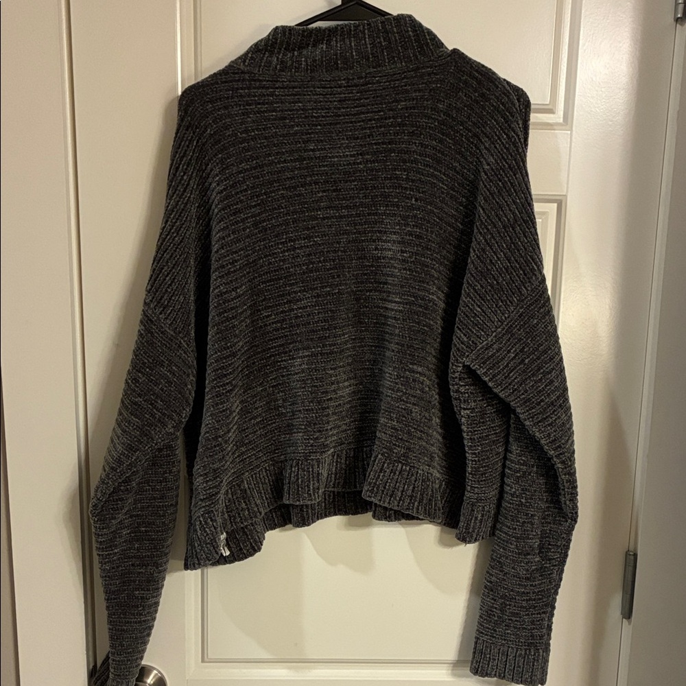 Cozy Green/Gray Sweater - Picture 3 of 4